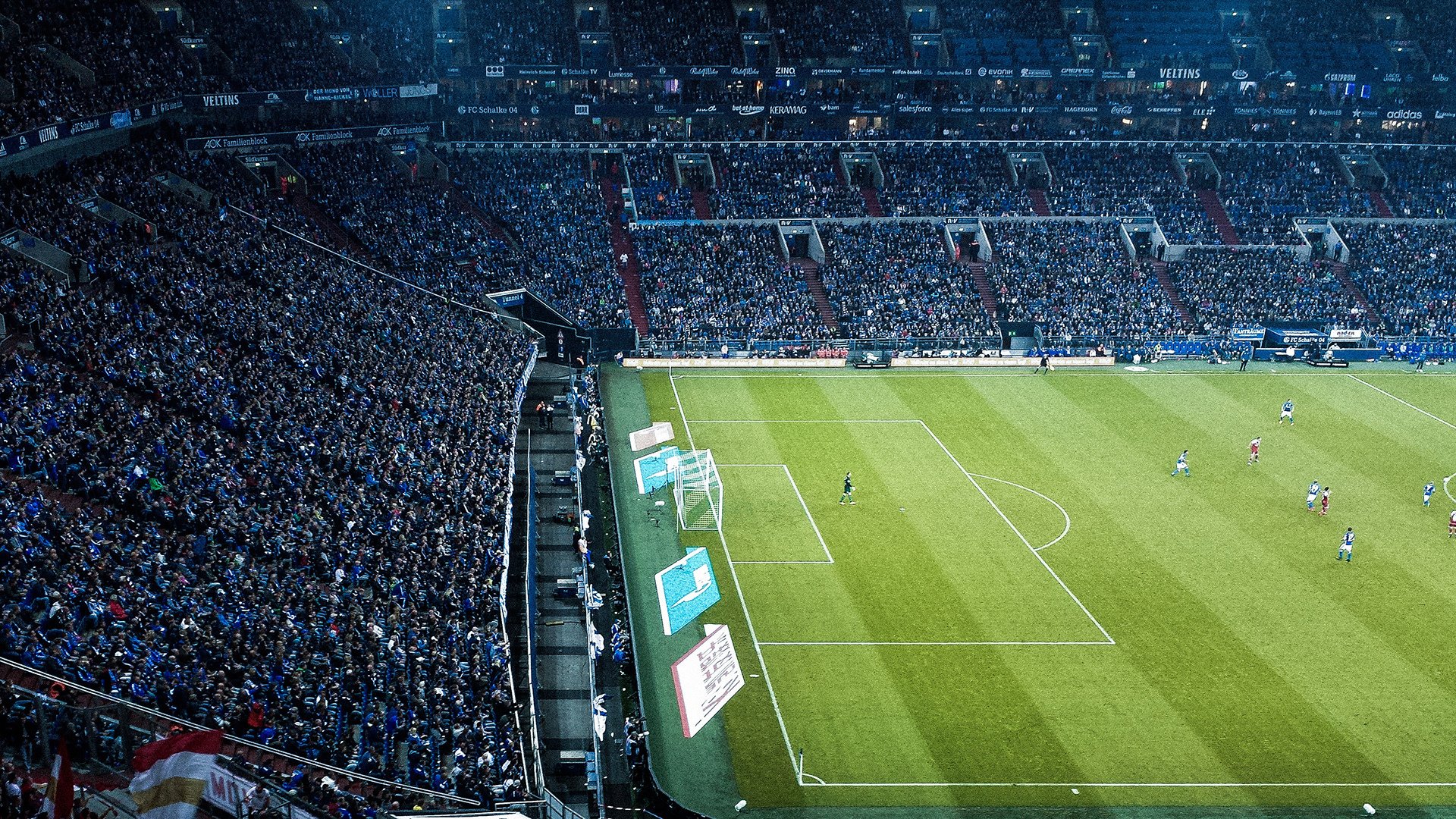 开云体育APP下载-热火对决，球员实力出众谁能夺得胜利？，热火对标